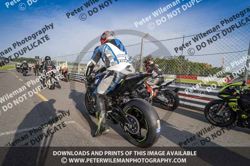 donington no limits trackday;donington park photographs;donington trackday photographs;no limits trackdays;peter wileman photography;trackday digital images;trackday photos